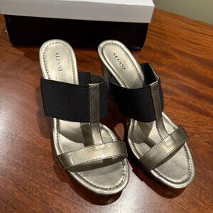 Alfani black/metallic wedge sandals size 8 NWT